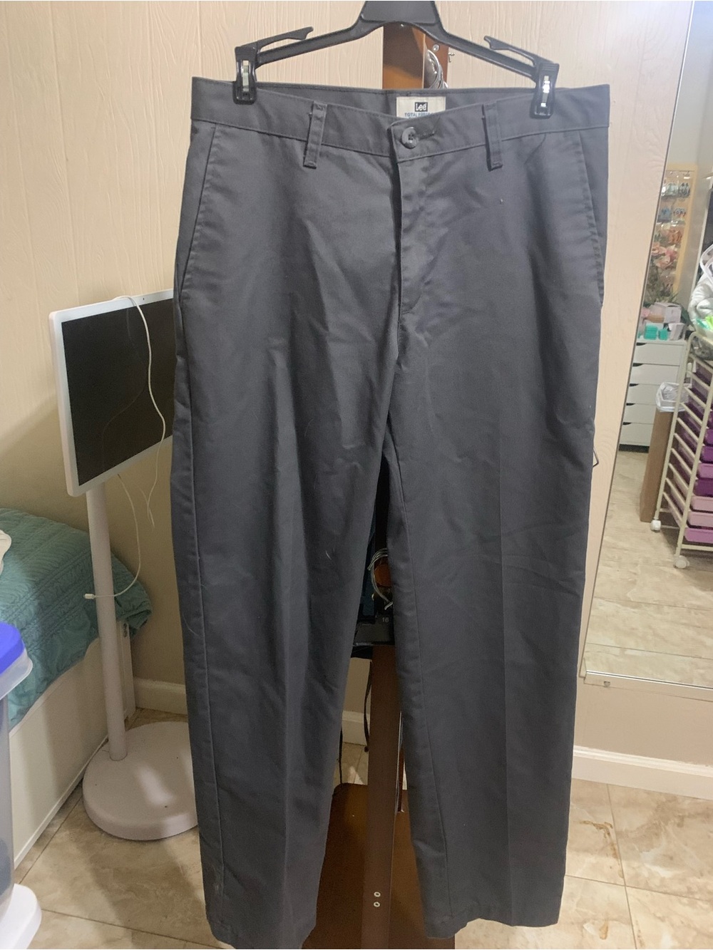 Lee Men's Black Straight Chinos